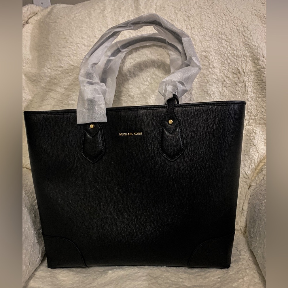 Michael Kors Leather Black Tote. NWT
